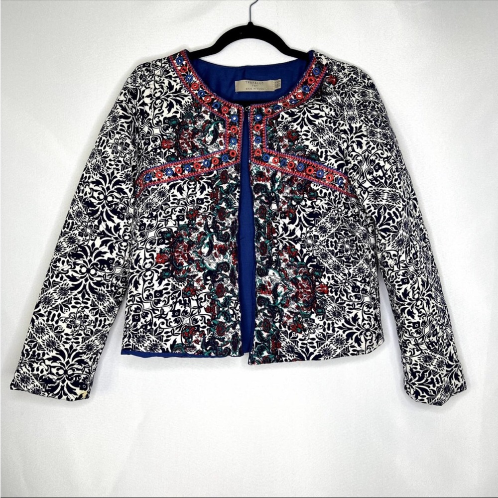 Trafaluc Jst Paisley Pattern Lightweight Puffy Jacket Size Medium